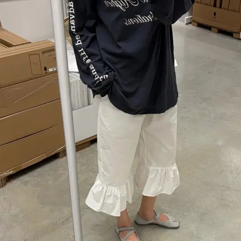 [BUNJANG] Frill Crop Pants White / 프릴 크롭 팬츠 화이트