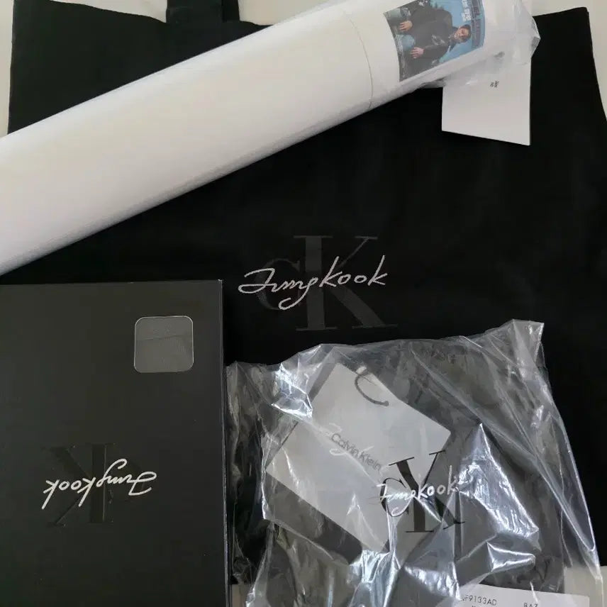 [BUNJANG] Calvin Klein Underwear Black Set M - Dot Bag & Poster Included / CKJK  캘빈 클라인