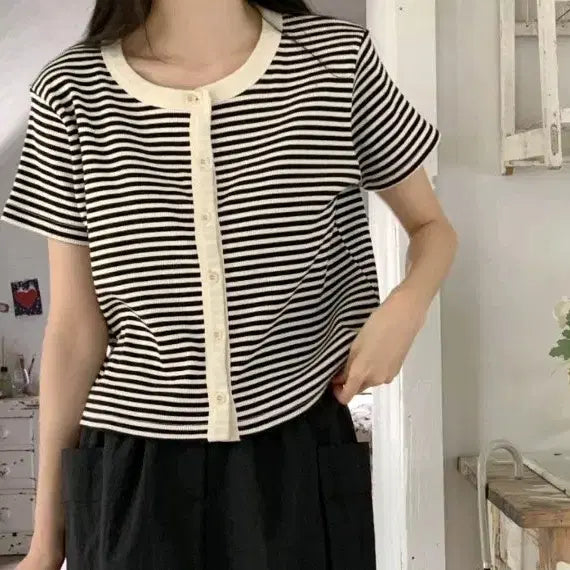 [BUNJANG] Striped Short Sleeve Cardigan / 스트라이프 반팔 가디건