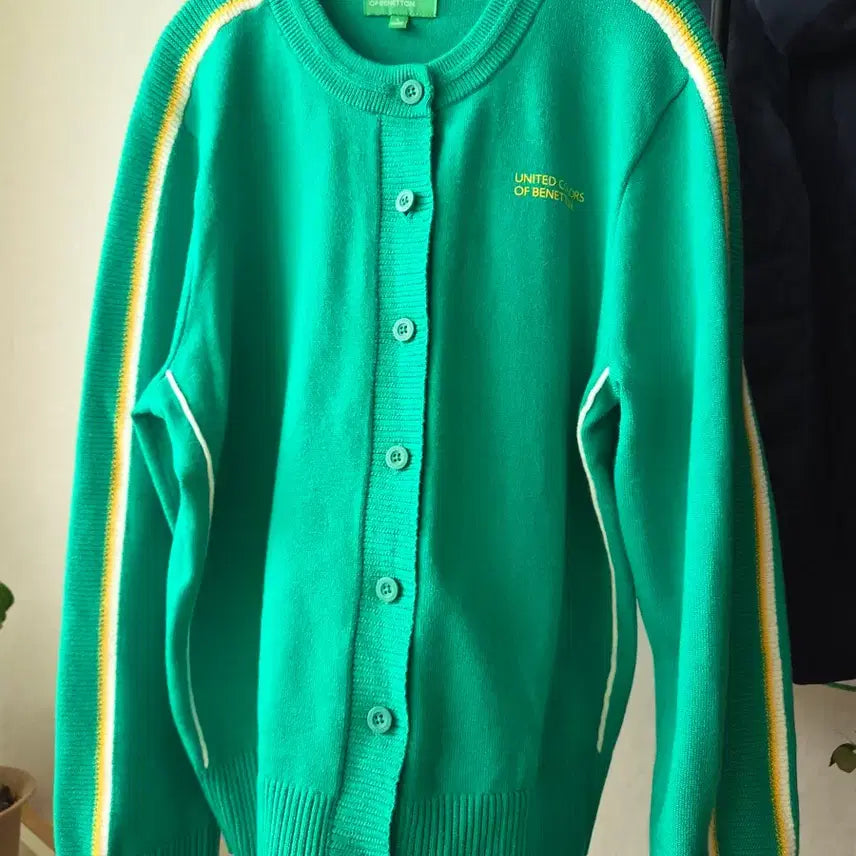 [BUNJANG] Benetton Green Point Cardigan L Size / 베네통 그린 포인트 가디건 L사이즈 저렴하게 팔아요