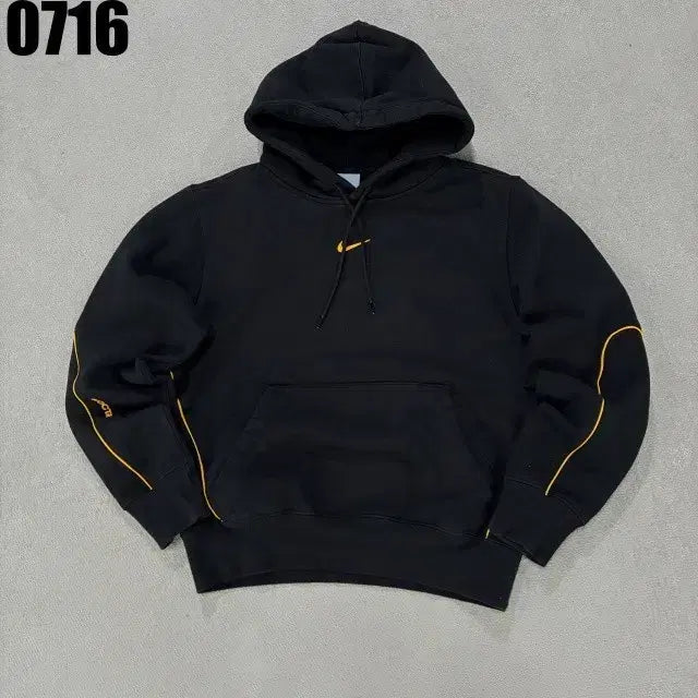 [BUNJANG] Nike Hooded Sweatshirt Black Yellow Point M / 나이키 후드티 블랙 옐로우 포인트M