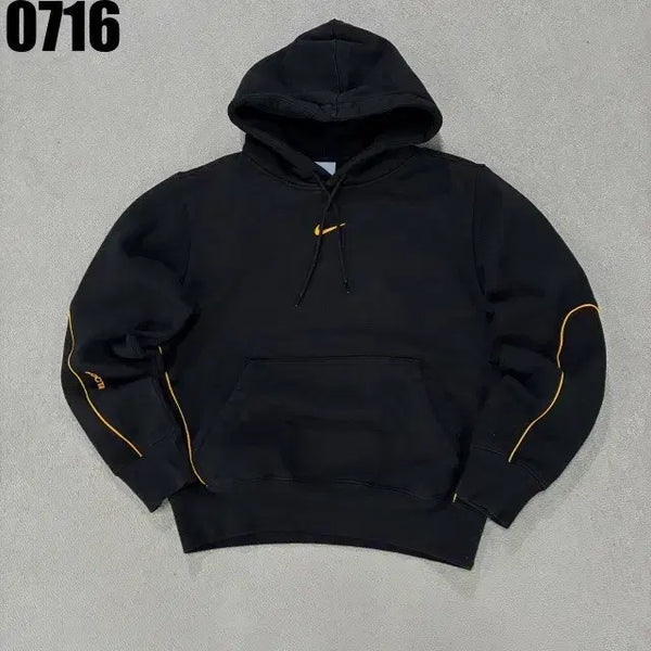 [BUNJANG] Nike Hooded Sweatshirt Black Yellow Point M / 나이키 후드티 블랙 옐로우 포인트M