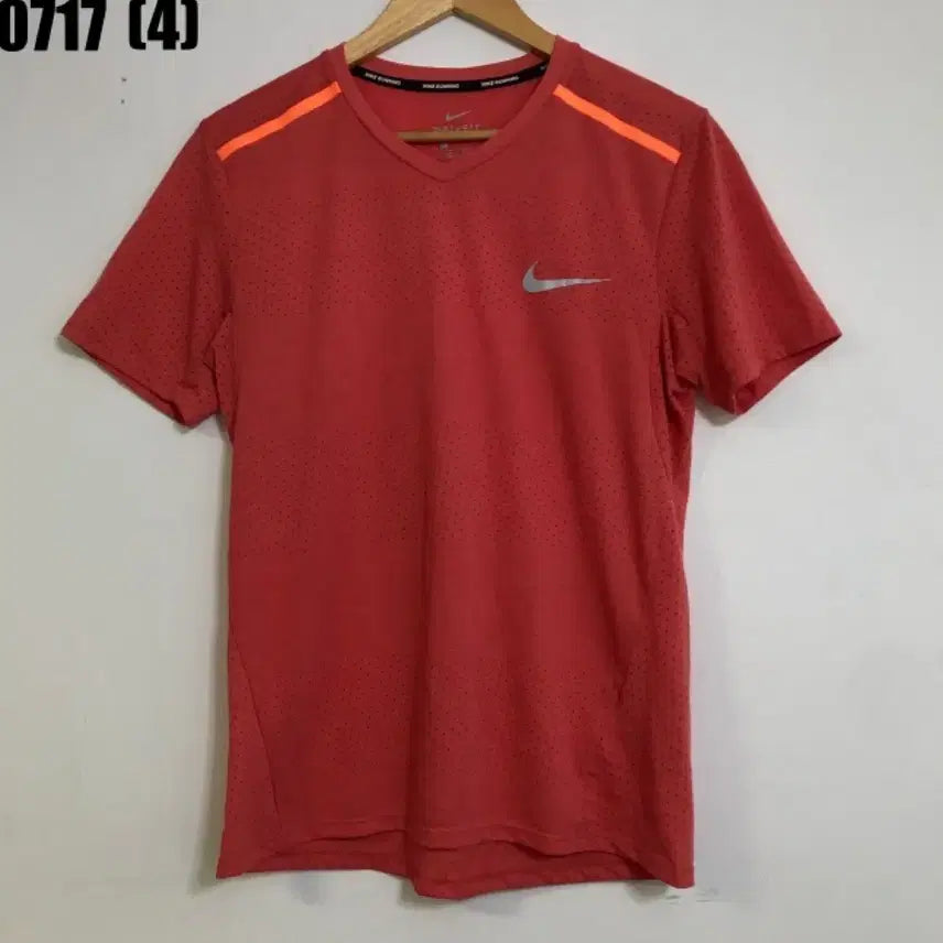 [BUNJANG] Nike Dri-FIT Coral Short Sleeve T-Shirt / 나이키 드라이핏 반팔 티셔츠 코랄