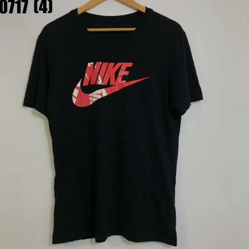 [BUNJANG] Nike Black Short Sleeve T-Shirt / 나이키 반팔 티셔츠 블랙