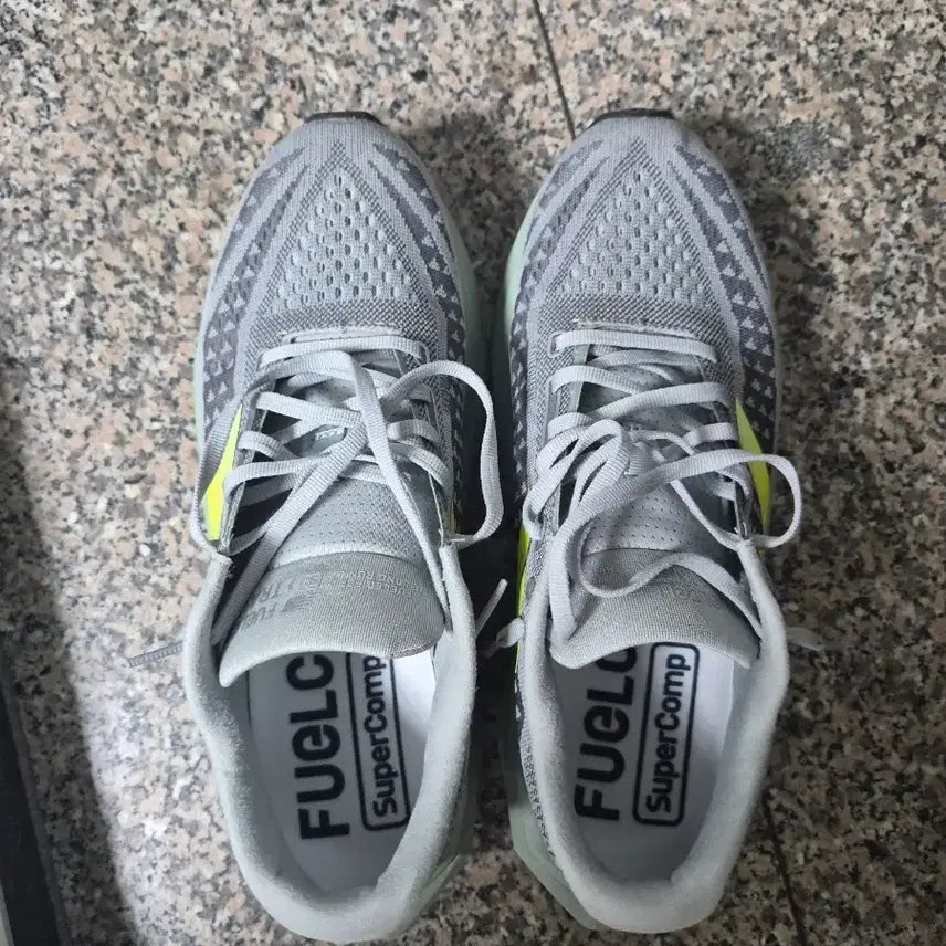 [BUNJANG] New Balance FuelCell V3 Trainer Running Shoes 290 / 뉴발란스 퓨어셀 V3 트레이너 러닝화 290