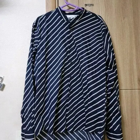 [BUNJANG] Project M Navy Stripe Shirt / 프로젝트 엠 네이비 스트라이프 셔츠