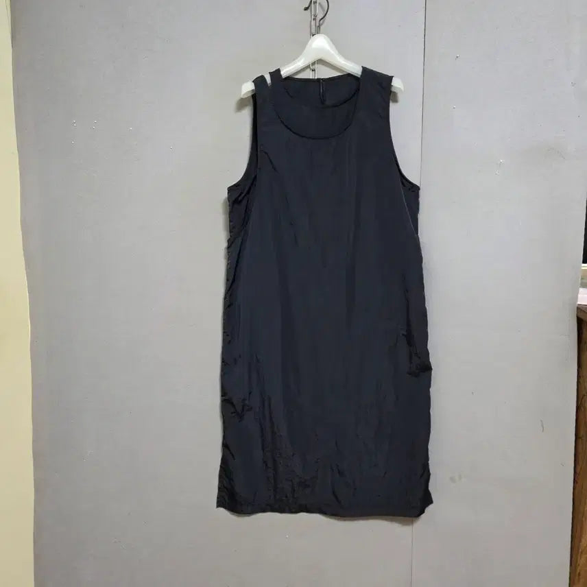 [BUNJANG] Matinkim Windbreaker Style Material Dress / 마뗑킴 바람막이스타일소재 원피스 F  n7712
