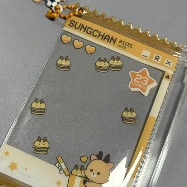 [BUNJANG] RIRAZ Lucky Draw Photocard Holder & Soft Badge Bundle / 리라즈 10만원 우락밤 말랑키링 포카홀더
