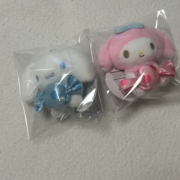 [BUNJANG] Sanrio Official Candy Charm Keychain (My Melody / Cinnamoroll) / [새상품] 산리오 정품 캔디 인형가방걸이 (마이멜로디/시나모롤)