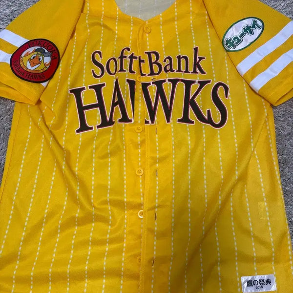 [BUNJANG] Softbank Hawks Japanese Professional Baseball Uniform Yellow Size 100 / 일본 프로야구 소프트뱅크 유니폼 사이즈 100 노랑