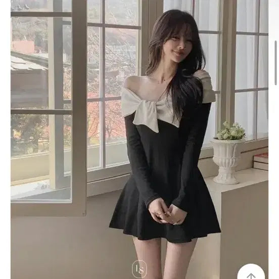 [BUNJANG] Lovesomeone Mini Dress Ribbon Off-Shoulder / 정가4.8) 러브썸원 미니 원피스 리본 오프숄더 홀복