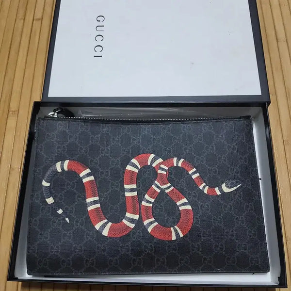 [BUNJANG] Gucci Snake Clutch / 구찌스네이크클러치