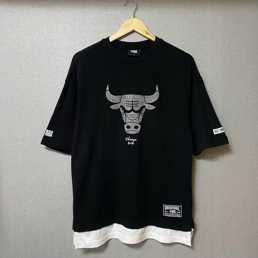 [BUNJANG] NBA Chicago Bulls Short Sleeve T-Shirt Black / NBA 시카고 불스 반팔 티셔츠 블랙