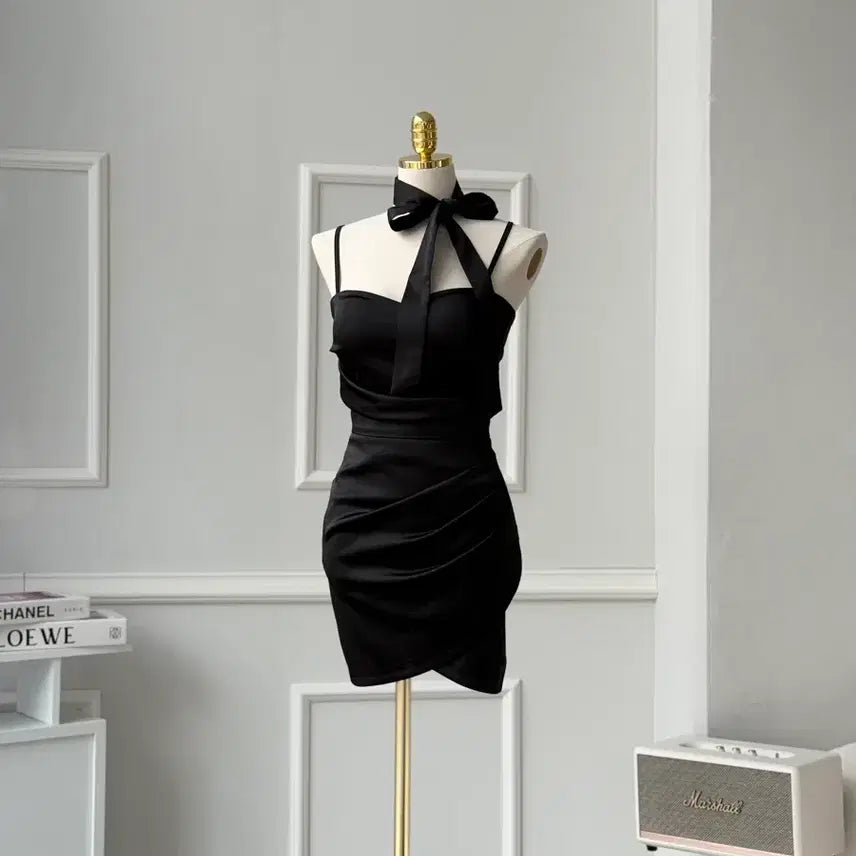 [BUNJANG] Jealouz Heart Shirring Satin Camisole + Shirring Wrap Mini Skirt Set - Black / 제이리즈 하트 셔링 새틴 나시 + 셔링 랩 미니 스커트 세트 -블랙