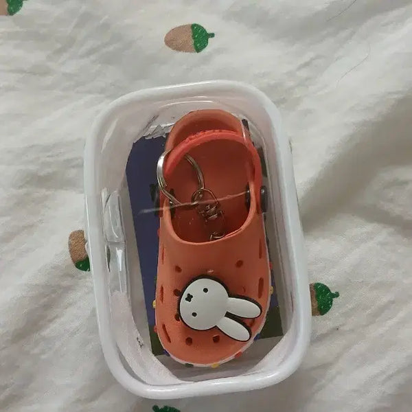 [BUNJANG] Miffy Orange Crocs Charm / 미피 주황색 크록스 키링