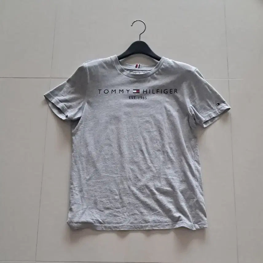 [BUNJANG] Tommy Hilfiger T-Shirts Bundle / 타미힐피거 반팔티 5장