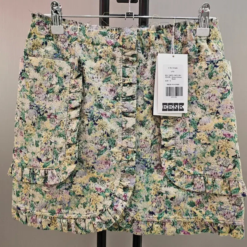 [BUNJANG] EENK LETTER PROJECT Flower Jacquard Mini Skirt (Size S) / EENK LETTER PROJECT 플라워 자카드 미니스커트 S 택새상품