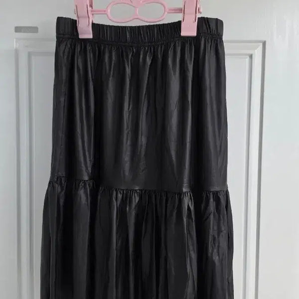 [BUNJANG] Black Faux Leather Skirt (Size 55-77) / 새상품 레자 스커트(55-77)