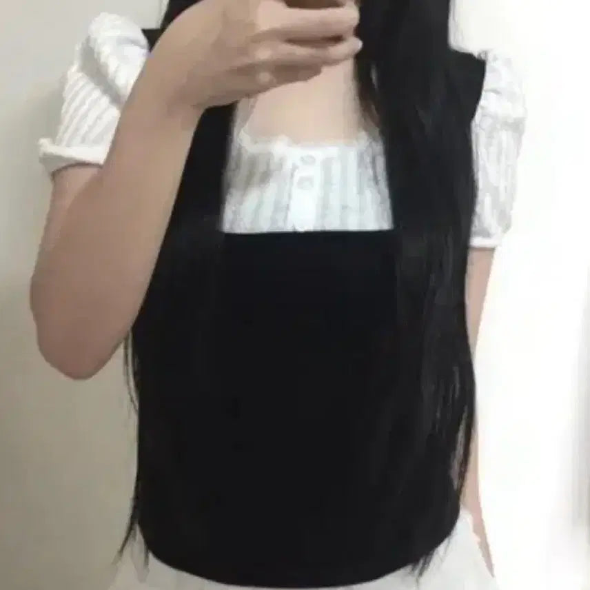 [BUNJANG] Puff Lace Button Layered Short Sleeve Blouse / 아티즈 퍼프 레이스 버튼 레이어드 반팔 블라우스