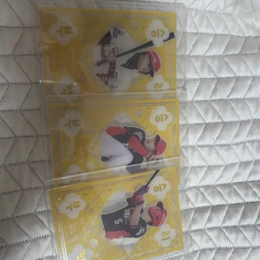 [BUNJANG] Kia Tigers Kim Do-young, Yang Hyeon-jong, Kim Sun-bin Victory Charm Cards Bundle Set / kbo카드 기아타이거즈 김도영 양현종 김선빈 승리부적