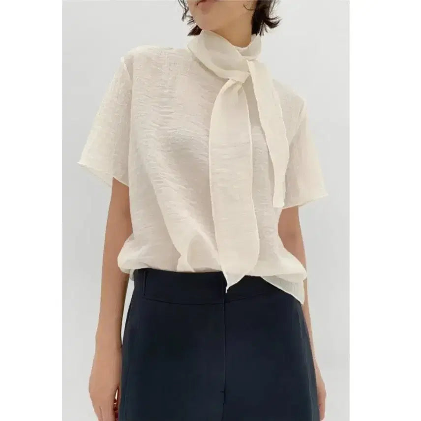 [BUNJANG] 45th Street Tie Blouse - Black / 45번가 타이 블라우스 - 블랙