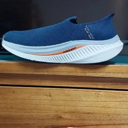 [BUNJANG] Skechers Arch Fit Max Cushioning Slip-Ins Men's Sneakers (275) / 스케쳐스 아치핏 맥스큐셔닝 슬립인스 남성.275