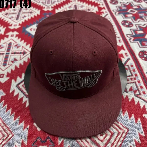 [BUNJANG] Vans Off The Wall Strapback Burgundy Snapback / 반스 오프 더 월 스트랩캡 버건디 스냅백