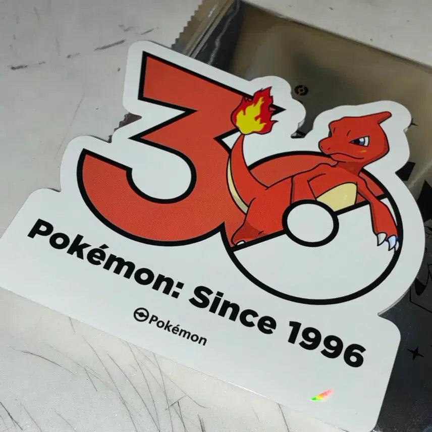 [BUNJANG] Pokemon 30th Anniversary Sticker Lizardon / 포켓몬스터 30주년 스티커 리자드