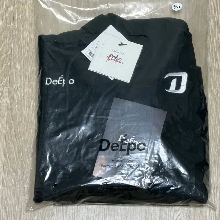 [BUNJANG] NC Dinos 2025 Season Ticket Hoodie / 엔씨 다이노스 2025 시즌권 후드티