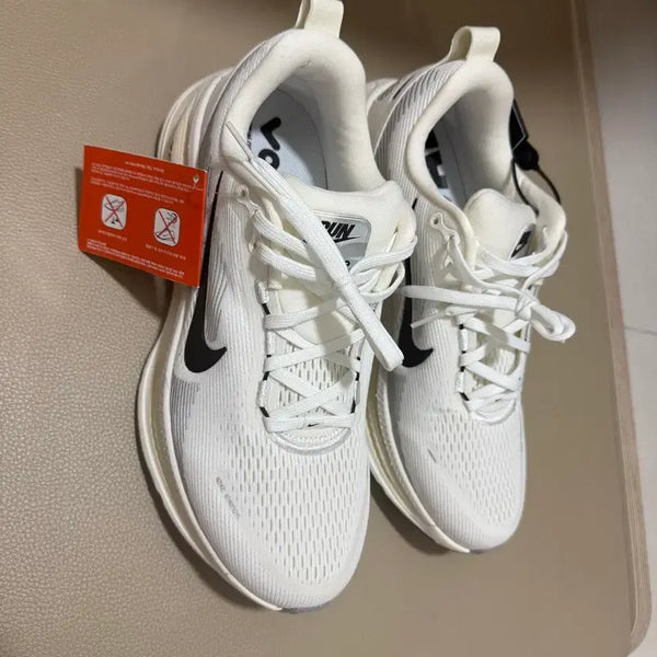 [BUNJANG] Nike Vomero 18 Summit White Running Shoes 270mm / 나이키 보메로 18 서밋 화이트 270mm 새상품 팝니다.