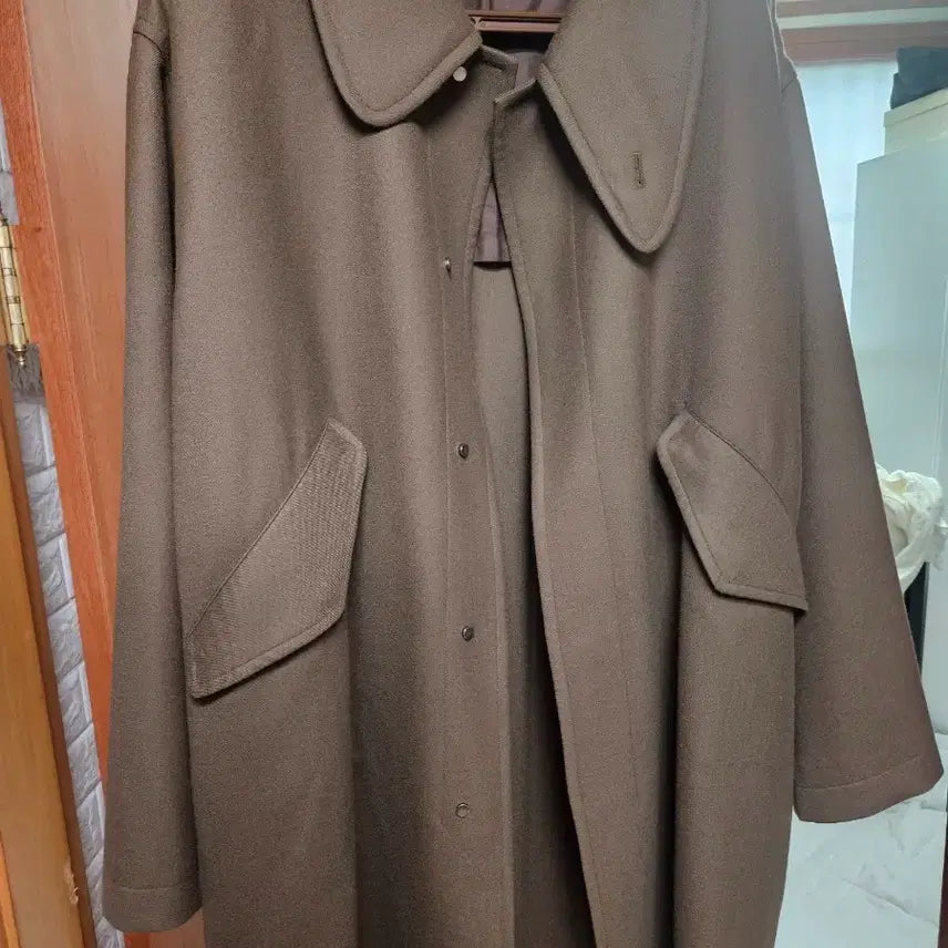 [BUNJANG] Kaptain Sunshine Asymmetrical Collar Coat / 캡틴선샤인 언발란스 카라 코트 팝니다