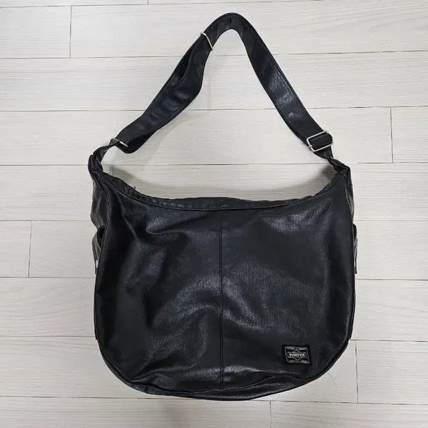 [BUNJANG] Yoshida Porter Freestyle Shoulder Bag Large Black / 요시다포터 프리스타일 숄더백 블랙 라지 반달백 porter