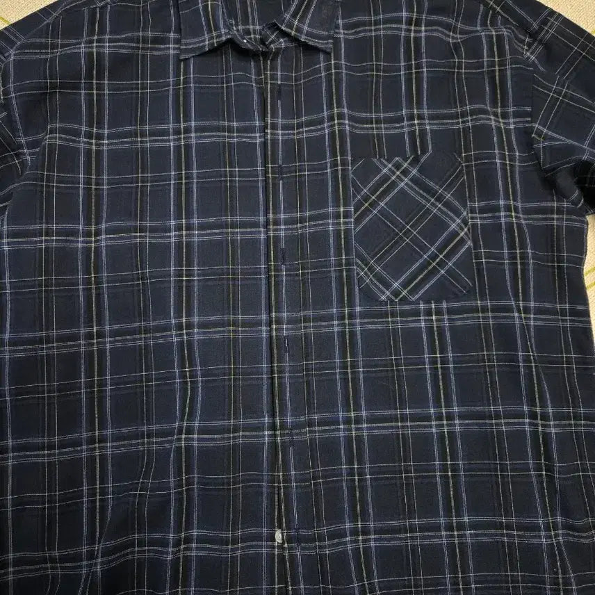[BUNJANG] Lhomme Check Pattern Navy Shirt / 엘홈 체크 남방