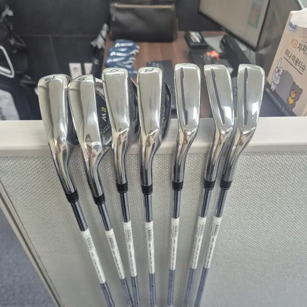 [BUNJANG] TaylorMade M2 Left-Handed Iron Set - Condition A / 테일러메이드 M2 좌타 아이언세트 상태A급
