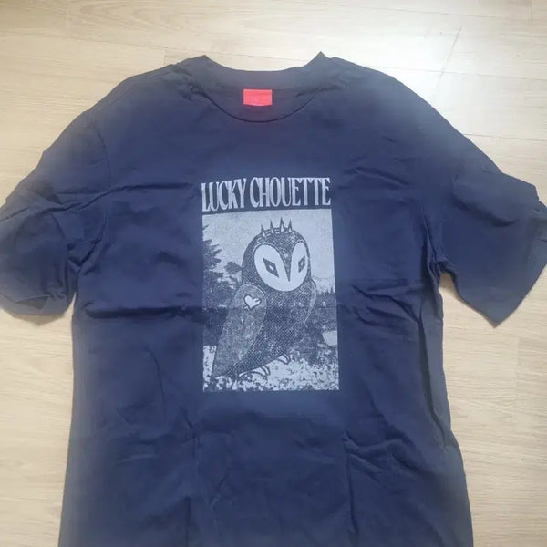 [BUNJANG] Lucky Chouette Navy Owl Graphic T-Shirt / 럭키슈에뜨 네이비 올빼미 그래픽 반팔티