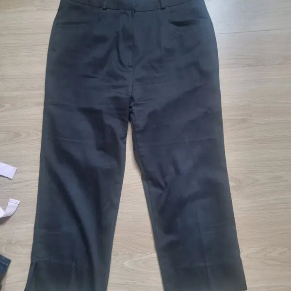 [BUNJANG] Black Capri Pants (M Size) / 블랙 카프리 팬츠 엠사이즈