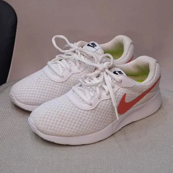 [BUNJANG] Nike Women's Tanjun Sneakers White 240mm / 나이키 우먼스 탄준 운동화 화이트 240mm