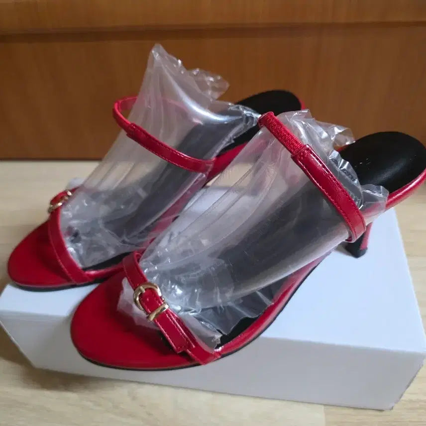 [BUNJANG] HABINI Red Heels (250mm) / (새상품) HABINI 레드 구두(250mm)