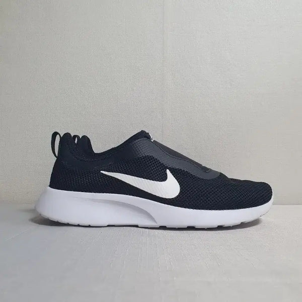 [BUNJANG] Nike Tanjun Slip-On Black White / 나이키 탄준 슬립온 블랙 화이트 250mm