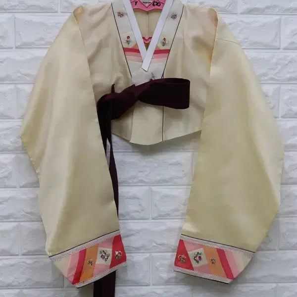 [BUNJANG] Women's Traditional Hanbok Jeogori - Silk Embroidery, Size S (44-55) / 205 한복저고리 전통 손자수 본견 여성44-55 S 키170/창고갤러리