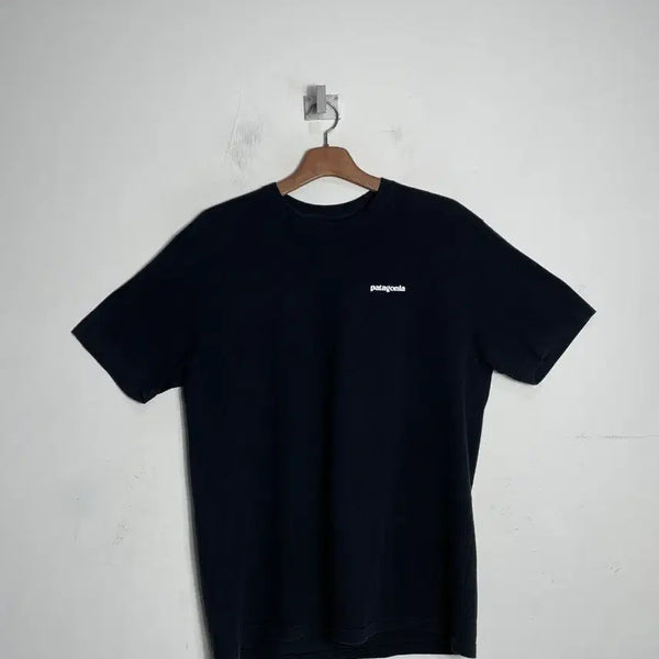 [BUNJANG] Patagonia Black T-shirt / 파타고니아 반팔티 검정색