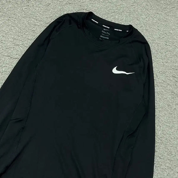 [BUNJANG] Nike Pro Dri-FIT Long Sleeve T-Shirt Size 95 / [95] 나이키 프로 드라이핏 긴팔티