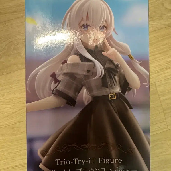 [BUNJANG] The Witch's Journey Elaina Figure Brown Coat Ver. / 마녀의 여행 엘라나 피규어 브라운 코트ver.