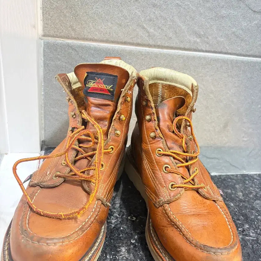 [BUNJANG] Thorogood Moc Toe 8" Boots Brown Leather / 쏘로굿 목토 8d (270)