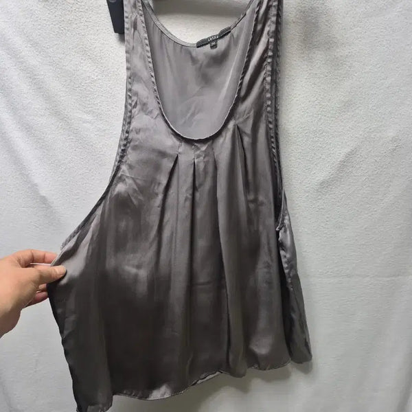 [BUNJANG] Silk Sleeveless Shirt Grey Size 66 / 실크 민소매 셔츠 그레이 66
