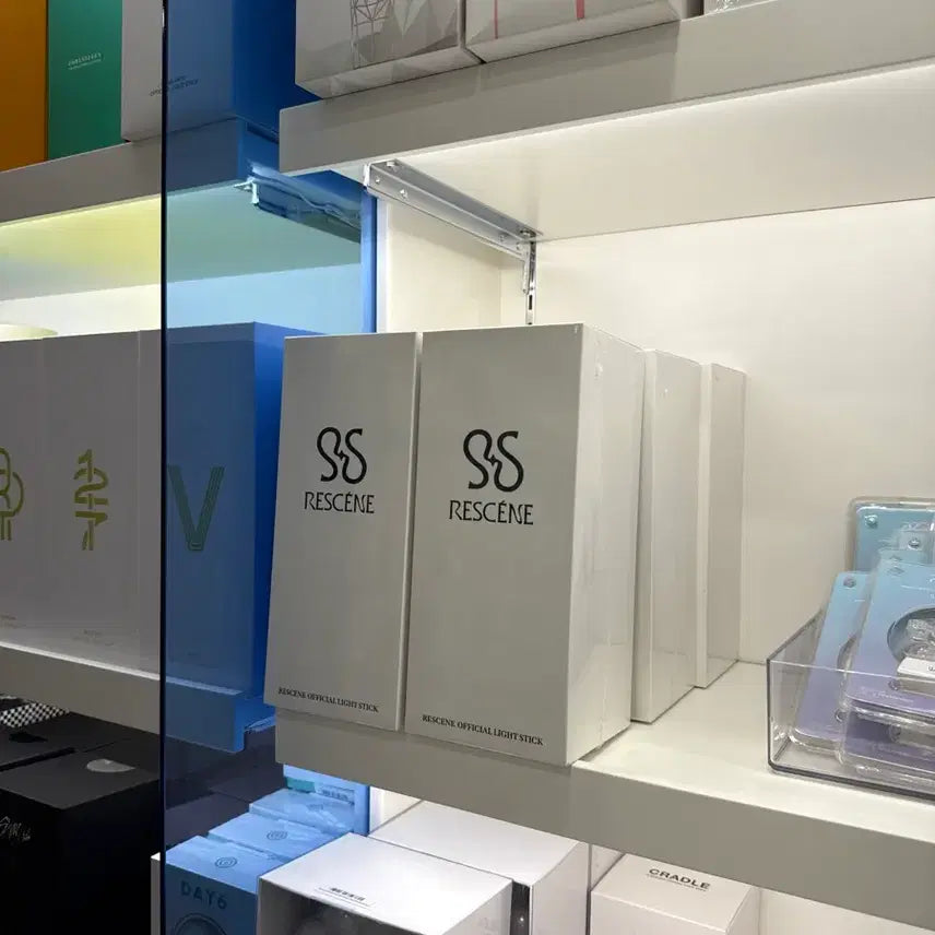 [BUNJANG] L'sien Lightstick Sealed / 리센느 응원봉 미개봉 새제품 음중거래가능