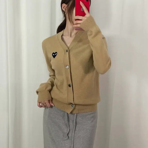 [BUNJANG] Comme des Garçons Sand Beige V-Neck Cardigan / 꼼데가르송 샌드베이지 브이넥 가디건
