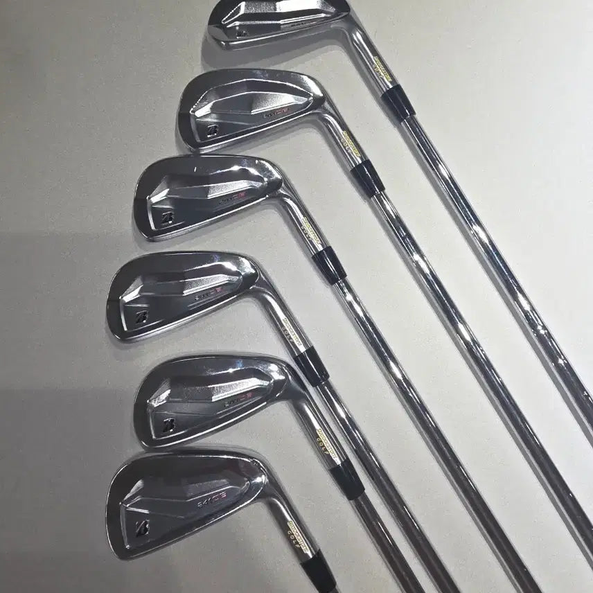 [BUNJANG] Bridgestone 241CB Iron Set (5-P) NS PRO 850GH S-Flex / 브리지스톤 241CB  5~P아이언세트