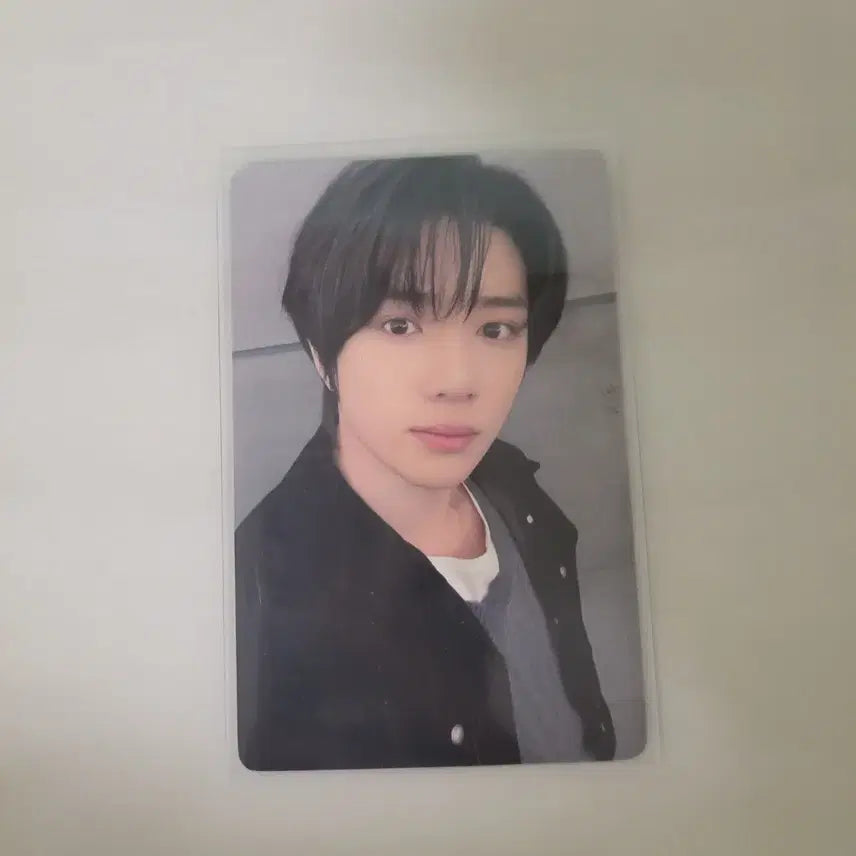 [BUNJANG] TXT Beomgyu IZW 2.0 Wedding Guest Look Photocard Japan Exclusive / 투바투 범규 이즈위 2.0 하객룩 포토카드 일본 판매 연준 수빈 태현 휴닝