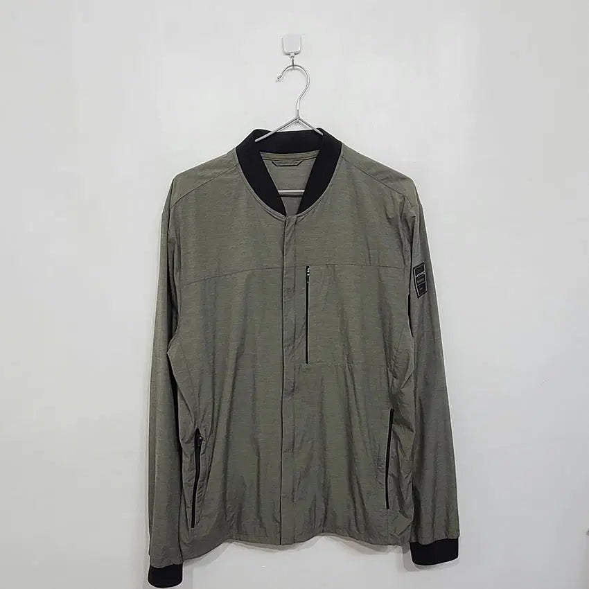[BUNJANG] Discovery Men's Windbreaker Jumper Size 105 / 디스커버리/남성용/바람막이점퍼/105사이즈/Y327